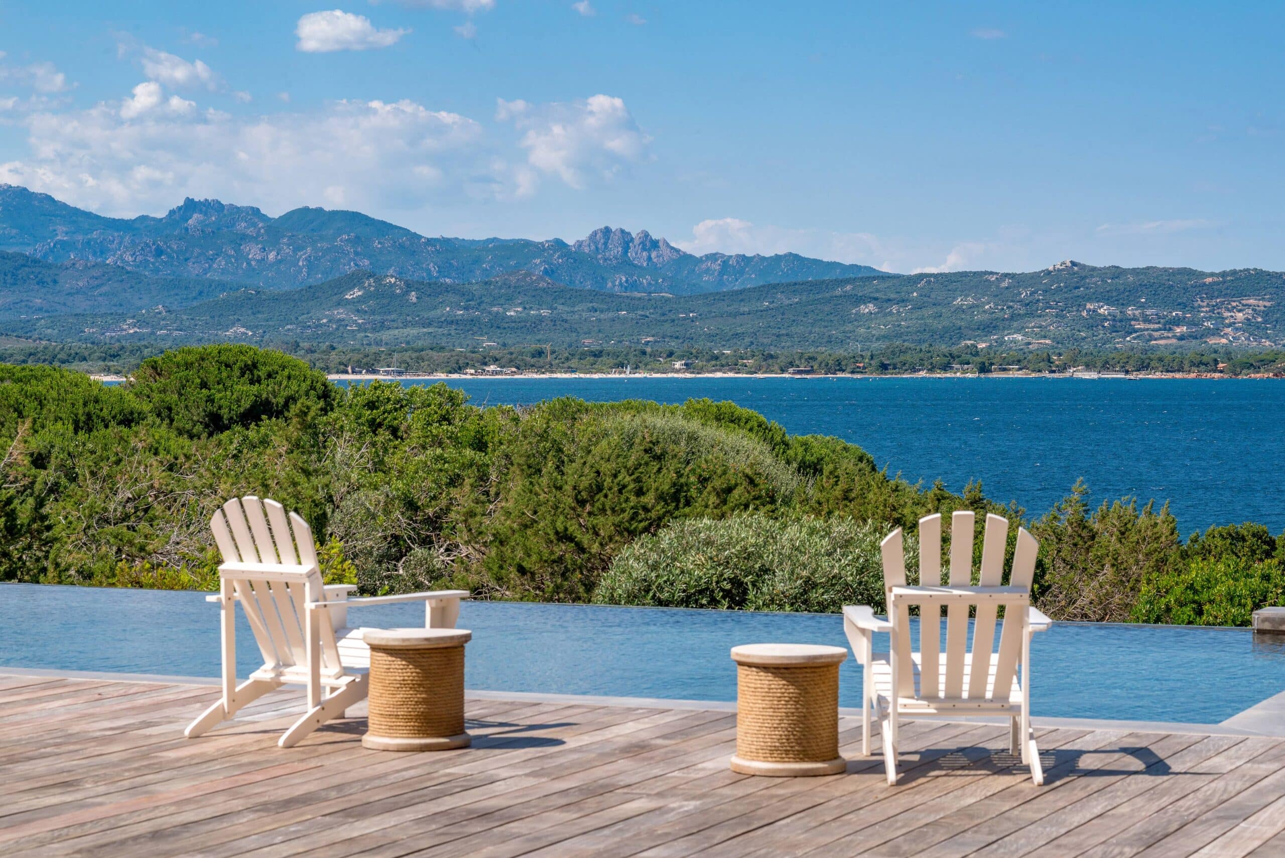 Villa Pieds dans l'eau à vendre à Porto-Vecchio