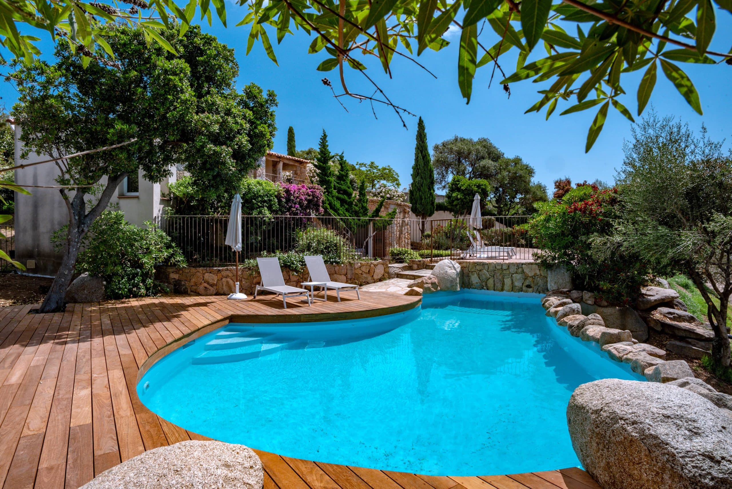 Local stone house for sale near the Cabanon Bleu