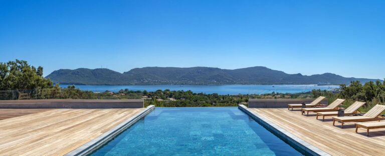 Panoramic sea view just outside Porto-Vecchio