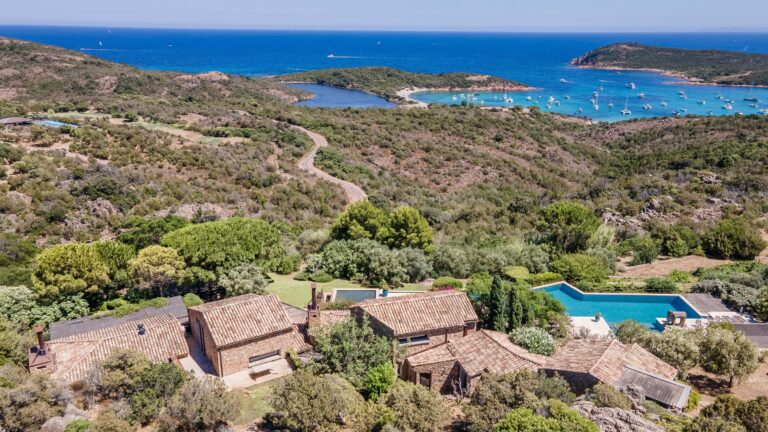 Rondinara somptueuse villa à vendre
