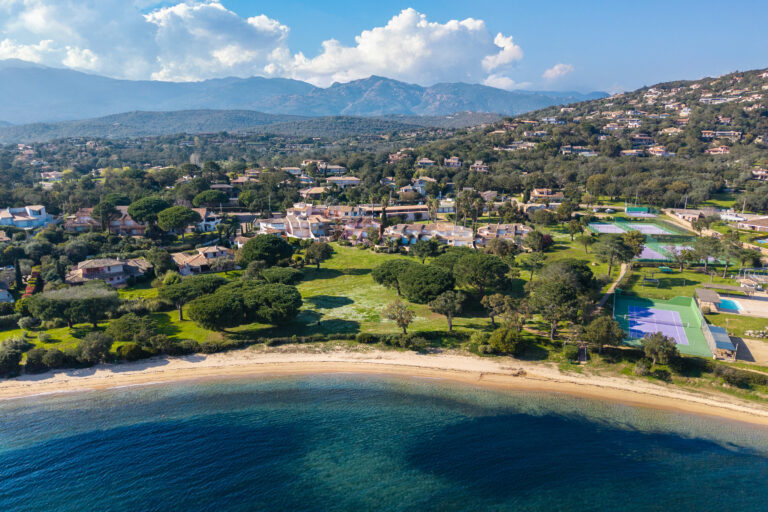 Maison vue mer à Marina di Fiori à vendre