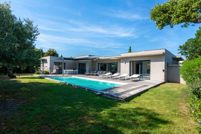 Single-Storey Villa for Sale Porto-Vecchio